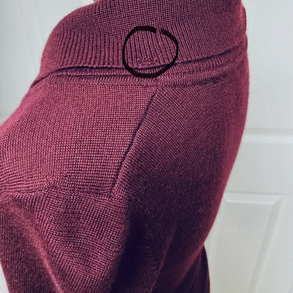 Very good condition Ann Taylor Factory wool/acrylic size XS Burgundy sweater - Picture 5 of 7